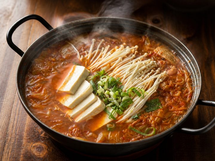 김치전골 (Kimchi Hot Pot)